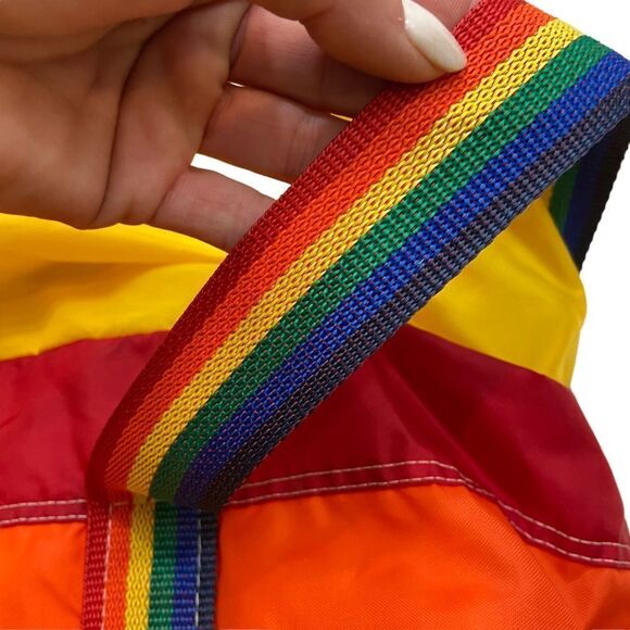 Rare Vintage Taylor Made Brand Rainbow Drawstring Bucket Tote Bag - Picture 2 of 12